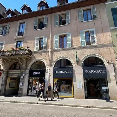 Charmant T2 Refait A Neuf Annecy Centre Et Lac Exterior photo