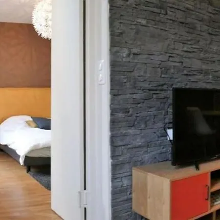 Charmant T2 Refait A Neuf Annecy Centre Et Lac Exterior photo